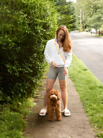 LAISSE IMPERMÉABLE MAIN LIBRE POUR CHIEN - JAUNE